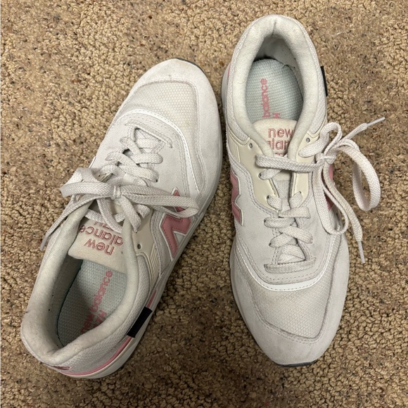 New balance 997h women’s pink shoe - Picture 3 of 8